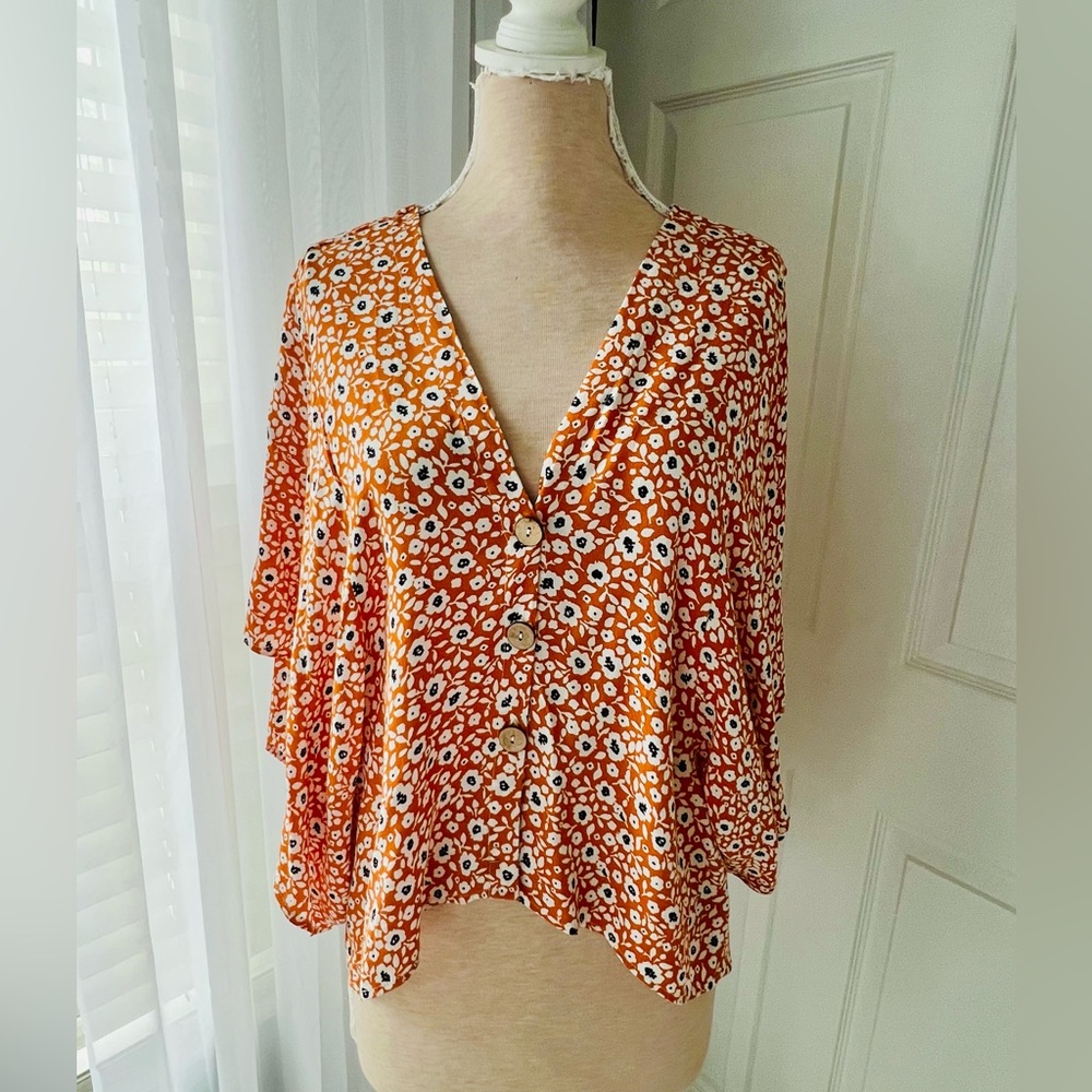 Vici floral kimono